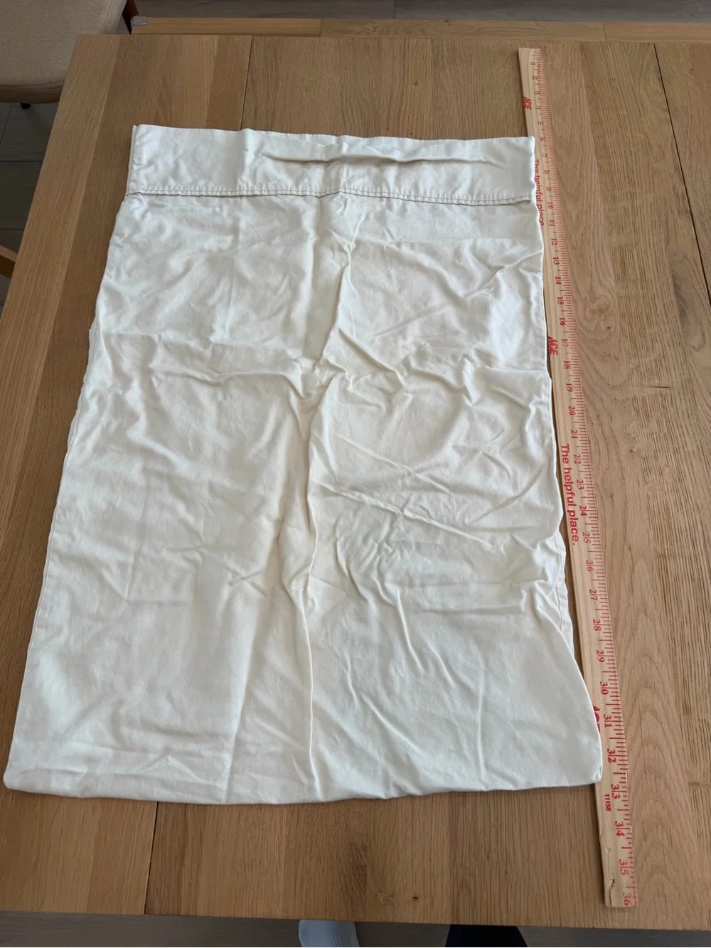 Cream/Green Standard Pillow Case